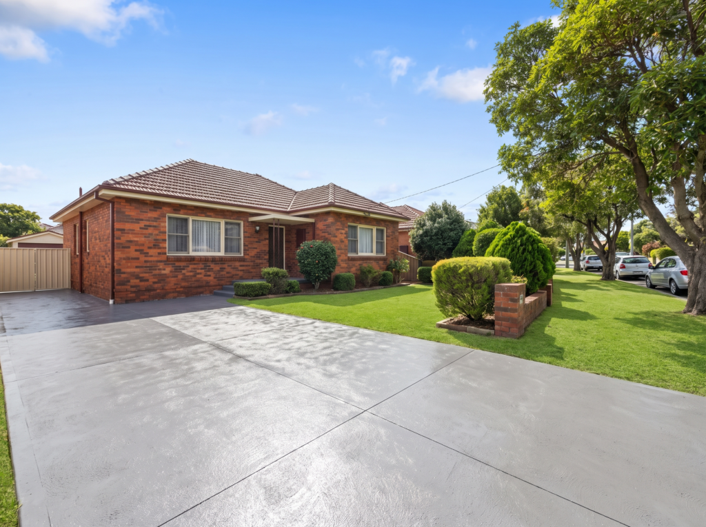 Post-war double-brick family home in Matraville with freshly cleaned wide driveway